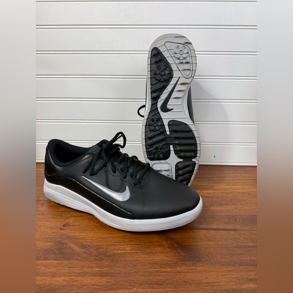 Nike men’s Vapor black & silver golf cleats with white Fit Sole. Men’s size 9.5 - Picture 1 of 8